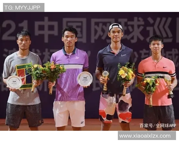 重庆网球队与深圳网球队赛后复盘分析意识差异与战术调整探讨 重庆网球队与深圳网球队赛后复盘分析意识差异与战术调整探讨