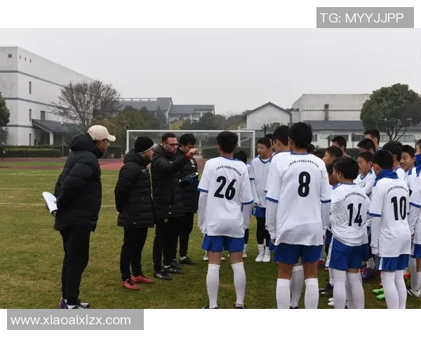 上海足球队在精英赛中的状态分析与表现评估 上海足球队在精英赛中的状态分析与表现评估